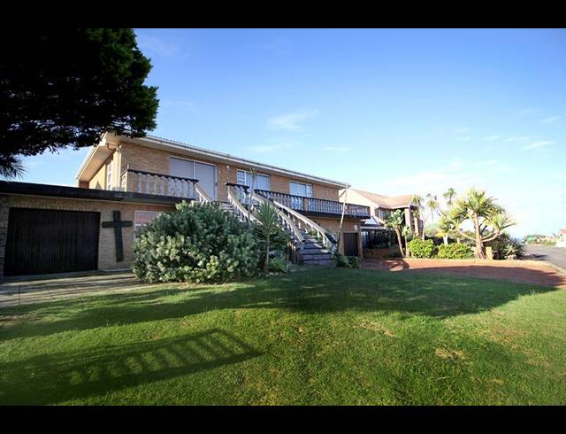 6 BEDROOM HOUSE FOR SALE IN HERSHAM